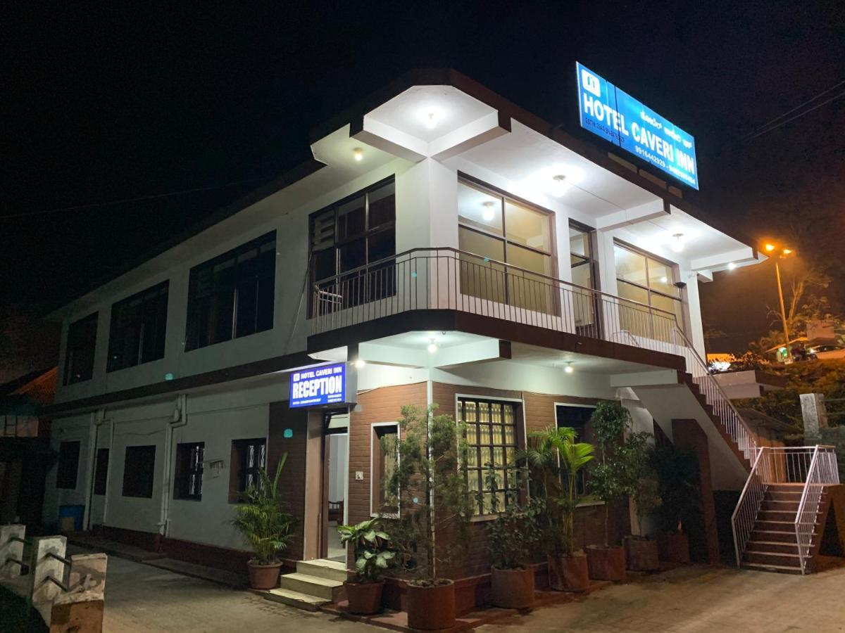 Hotel CAVERI inn Madikeri Buitenkant foto