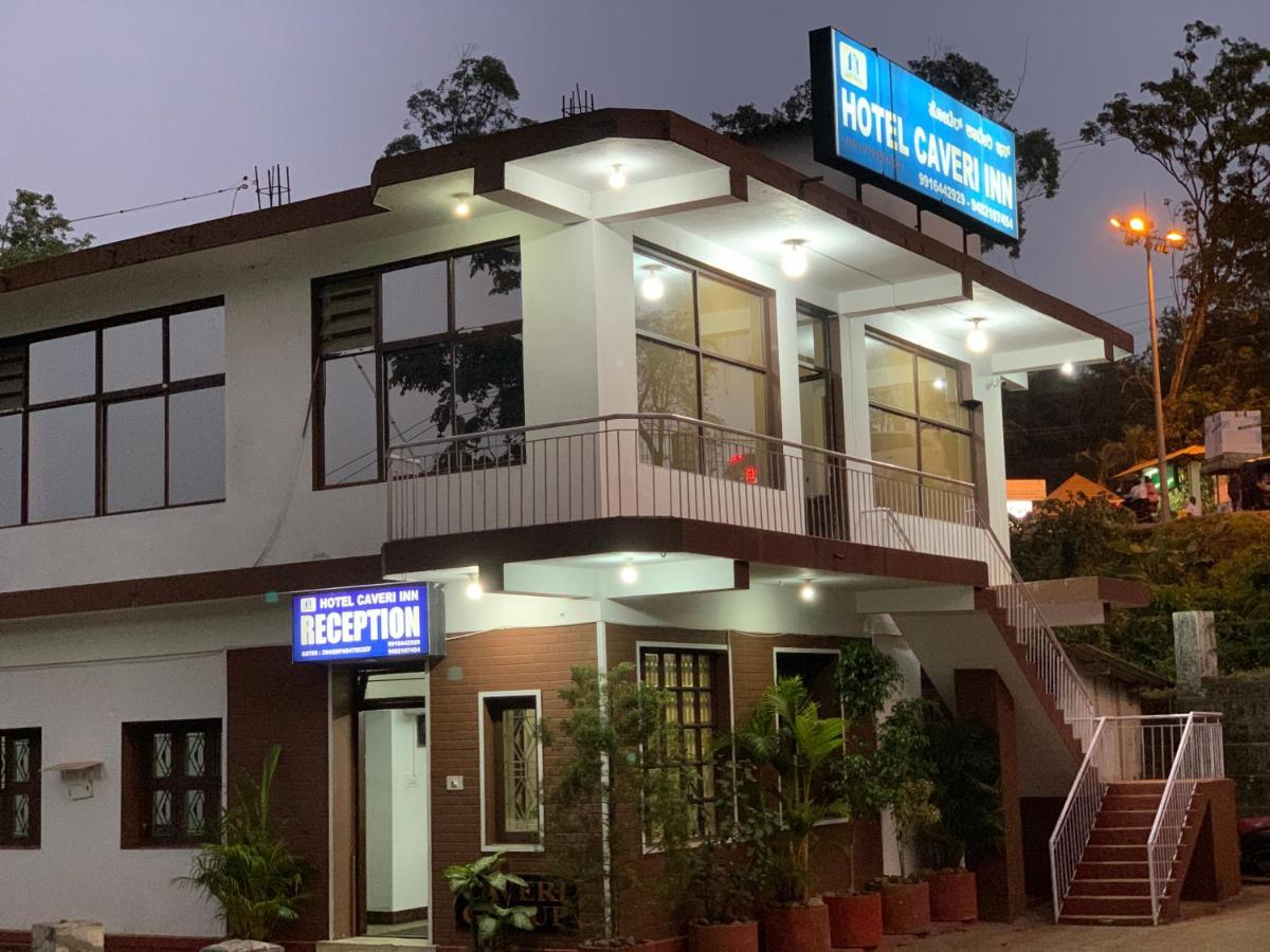 Hotel CAVERI inn Madikeri Buitenkant foto