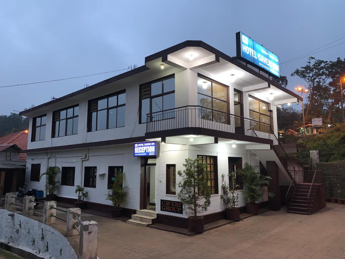 Hotel CAVERI inn Madikeri Buitenkant foto