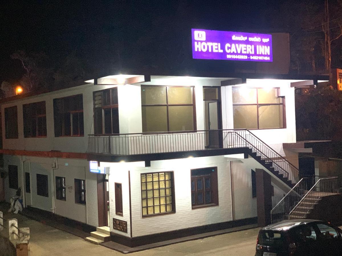 Hotel CAVERI inn Madikeri Buitenkant foto