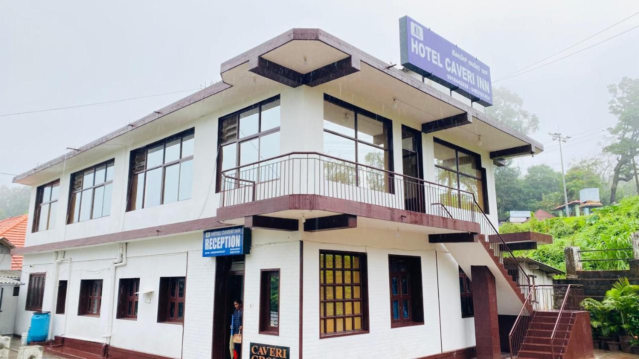 Hotel CAVERI inn Madikeri Buitenkant foto