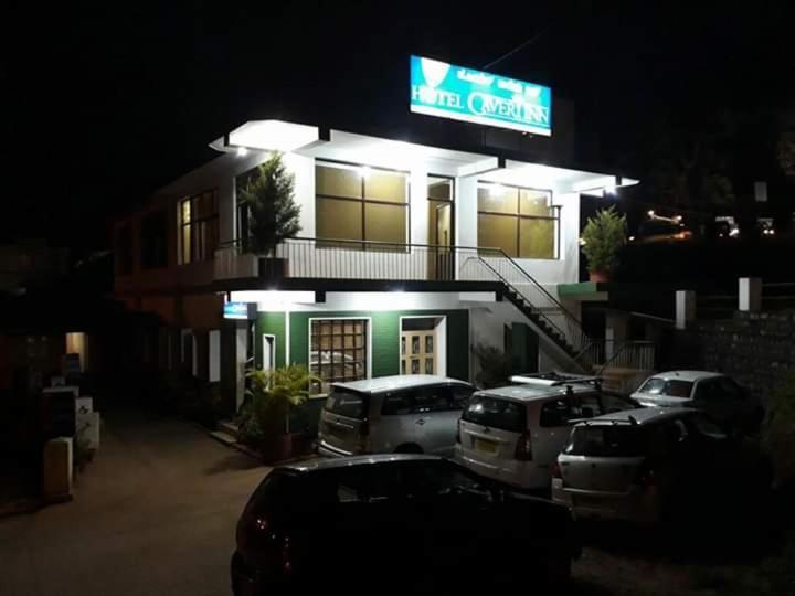 Hotel CAVERI inn Madikeri Buitenkant foto